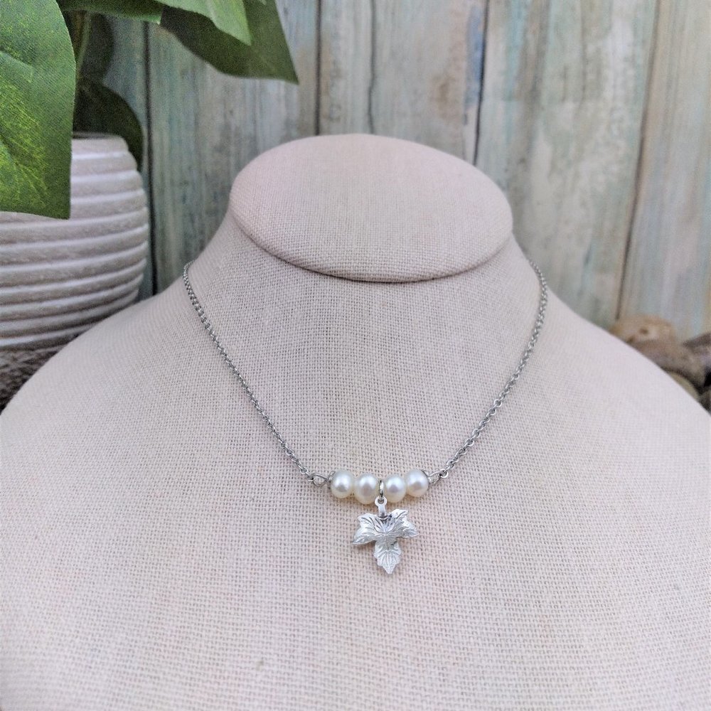 Cultured Pearl & Leaf Charm Chain Necklace - Picture 2 of 4